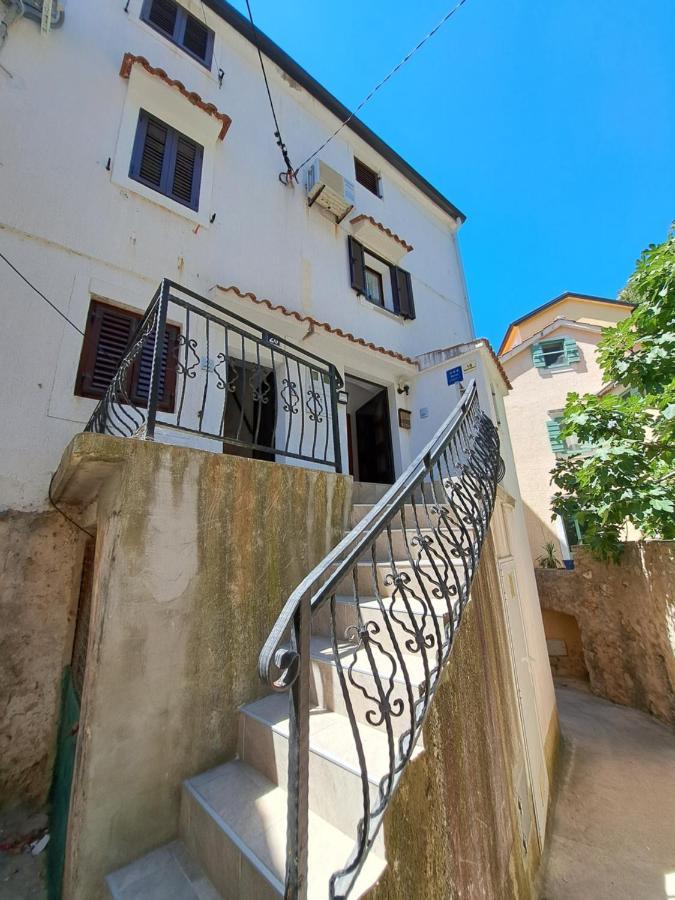 Apartment Borna Baška Eksteriør billede