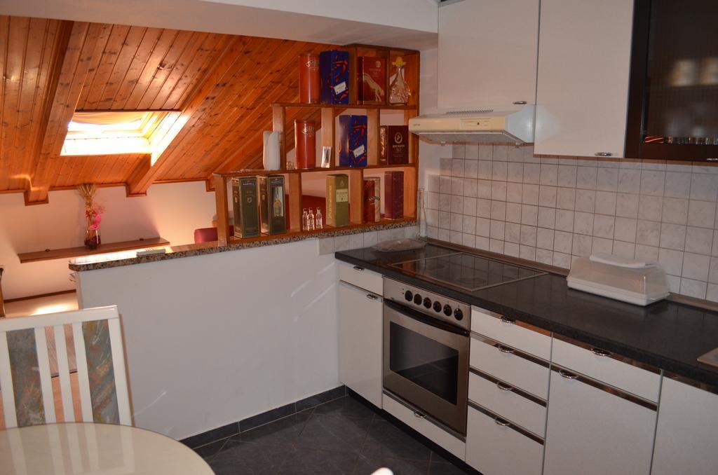 Apartment Borna Baška Eksteriør billede